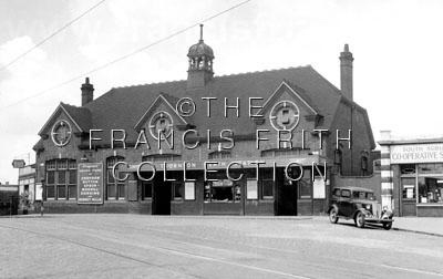 Thornton Heath Station c1955, Surrey